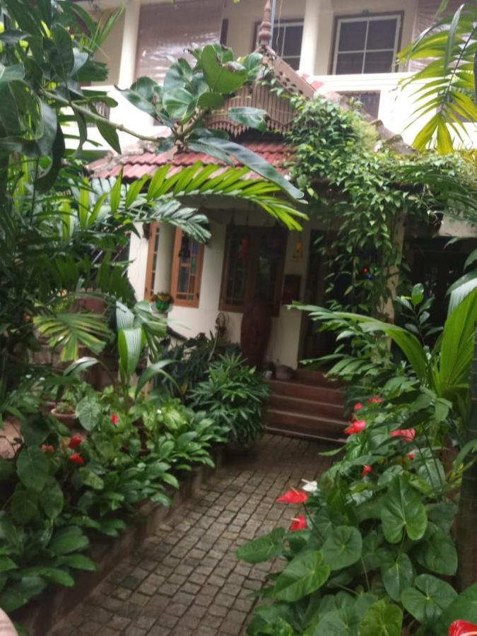 Heavenly Homestay Kochi Luaran gambar